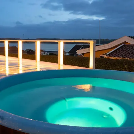 3 Bedroom In Holiday home *