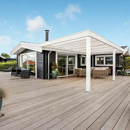 Holiday home 3 Bedroom In *