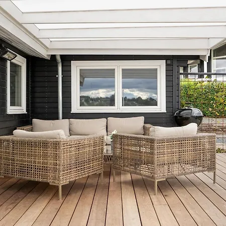 Holiday home 3 Bedroom In *